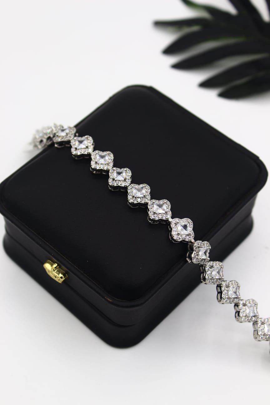 Eternal Knot Bracelet
