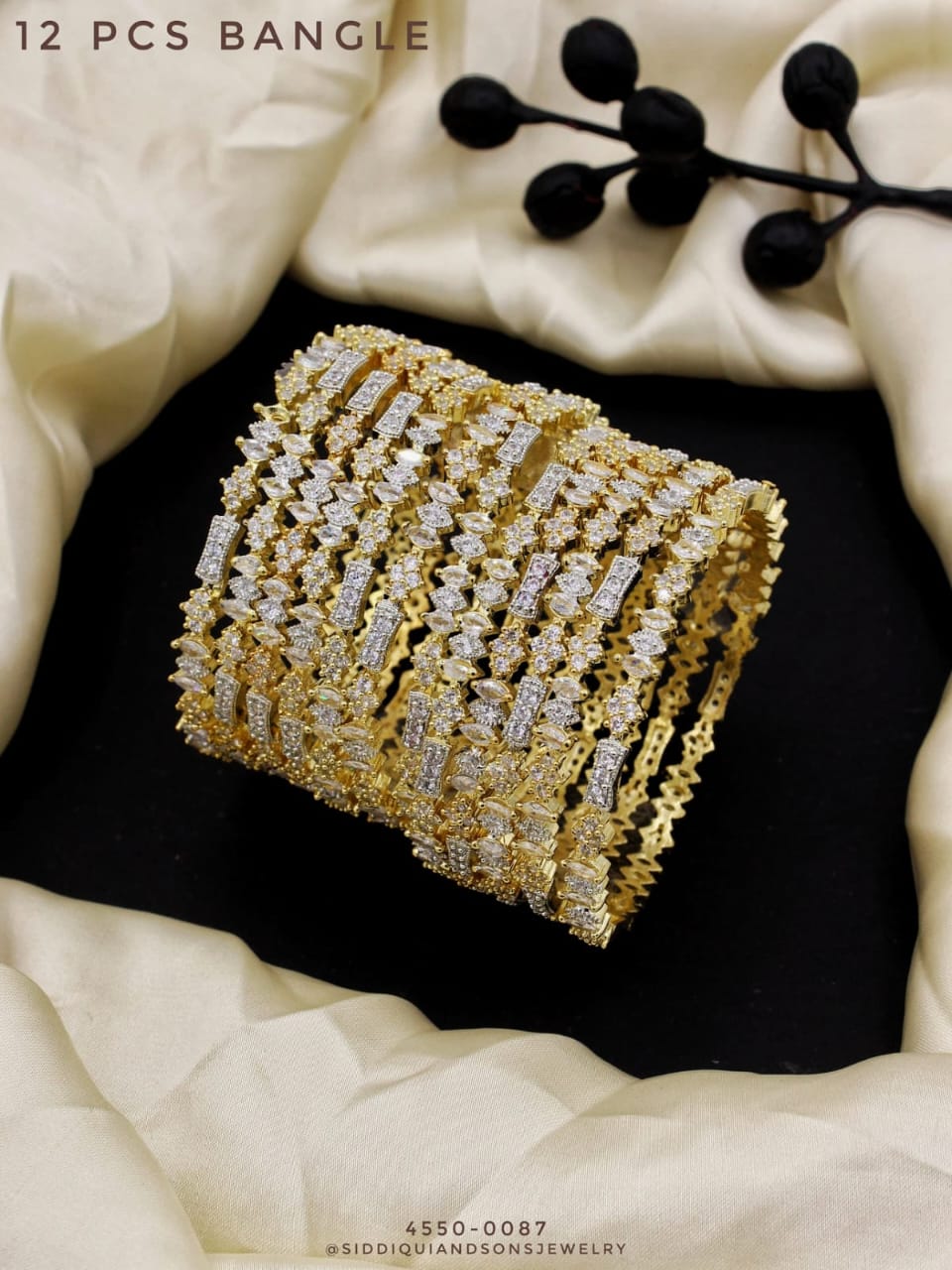 Luna Luxe Bangle